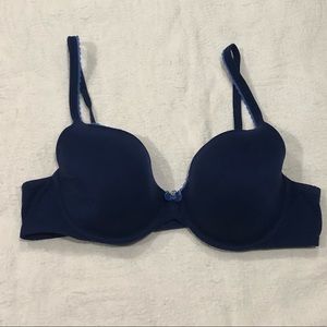 36c Victoria’s secret bra